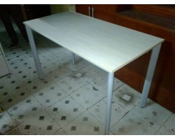 Thanh Lý Bàn Làm Việc Chân Sắt 1m2